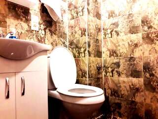 Хостелы Central House Тбилиси Кровать в общем 4-местном номере для мужчин и женщин-3