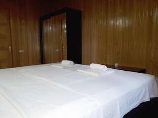 Хостелы Central House Тбилиси Семейный номер 206/207-4