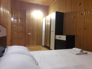 Хостелы Central House Тбилиси Семейный номер 206/207-6