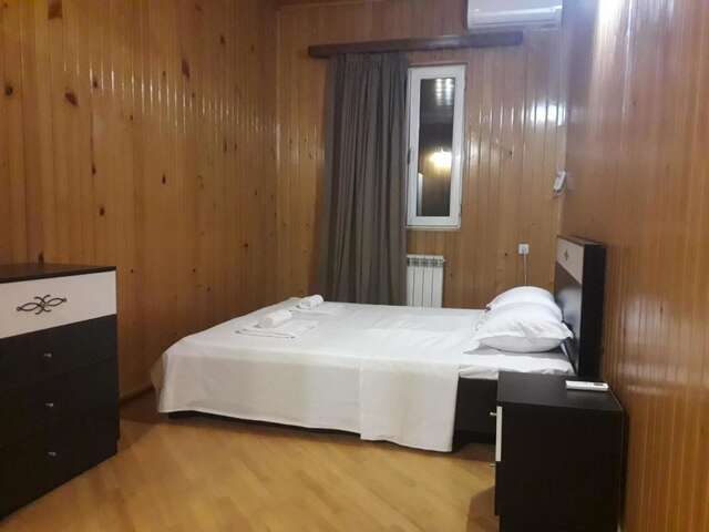 Хостелы Central House Тбилиси-31