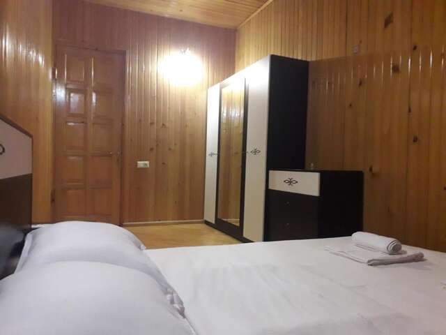 Хостелы Central House Тбилиси-33